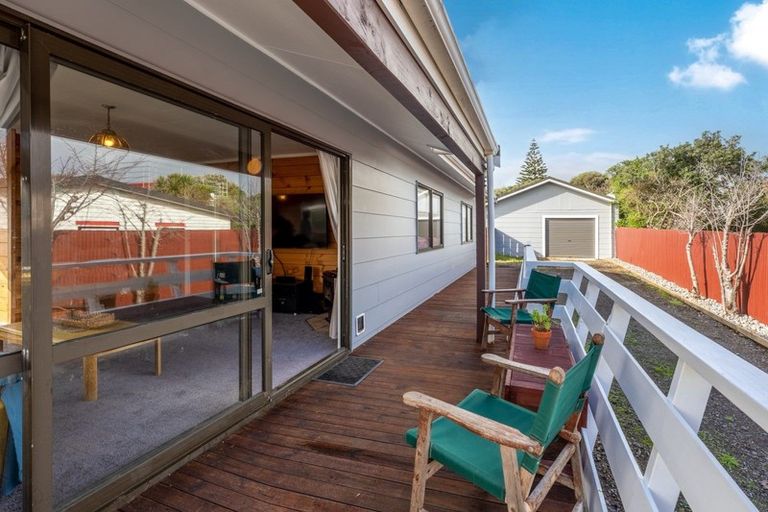 Photo of property in 36 Rodney Avenue, Te Horo Beach, Otaki, 5581
