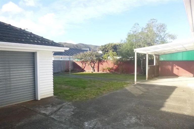 Photo of property in 124 Cambridge Terrace, Fairfield, Lower Hutt, 5011