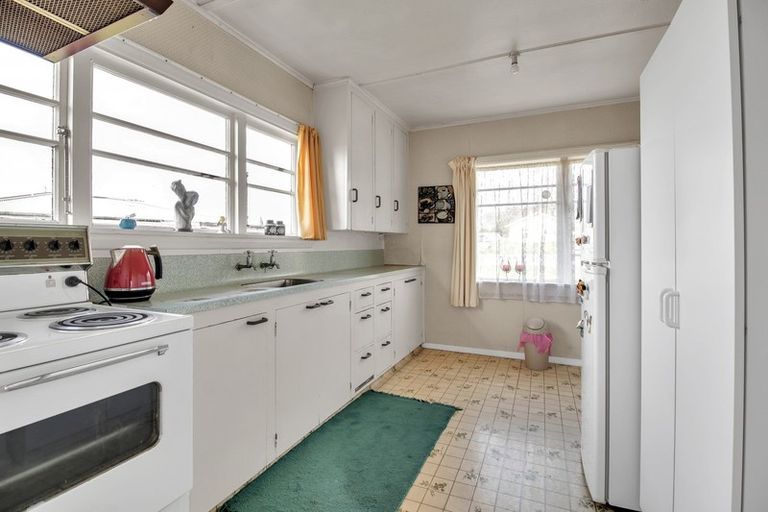 Photo of property in 12 Mary Street, Waimate, 7924