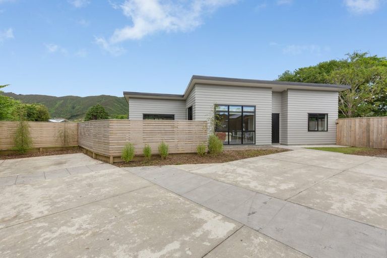 Photo of property in 88c Wellington Road, Wainuiomata, Lower Hutt, 5014