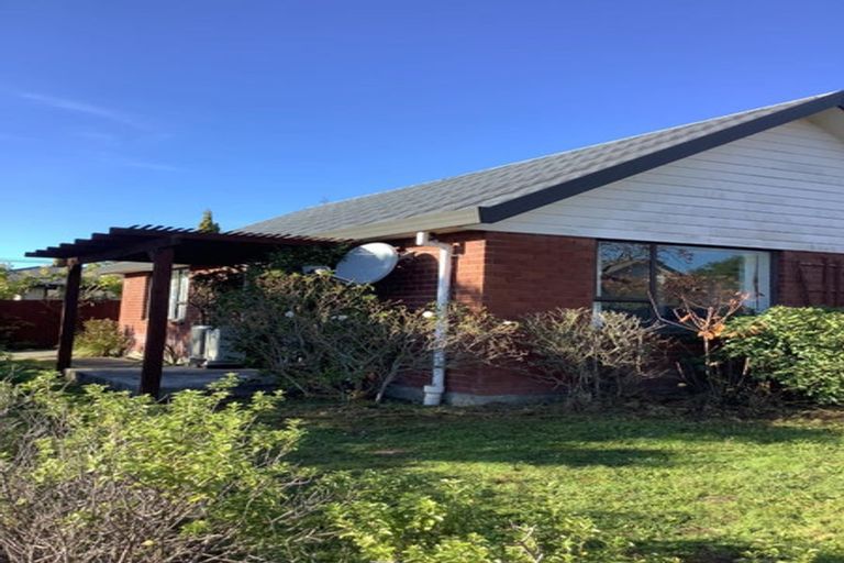 Photo of property in 2 Farm Lane, Parklands, Christchurch, 8083