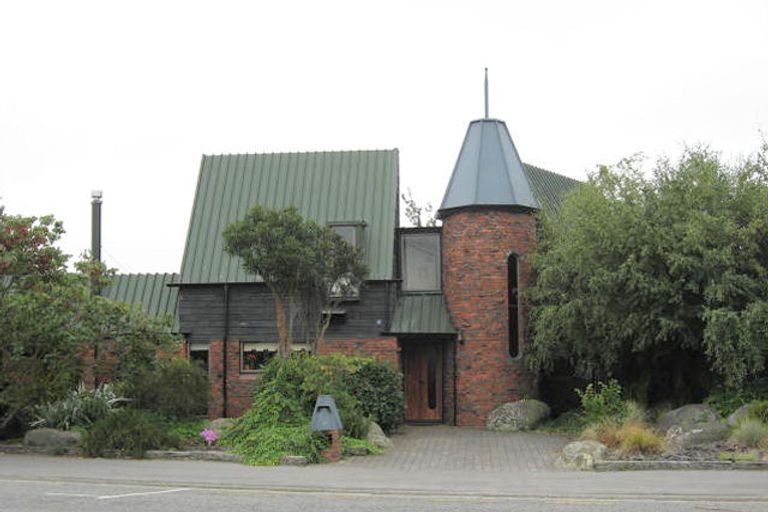 Photo of property in 13 Graham Street, Tinwald, Ashburton, 7700