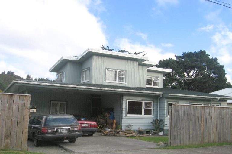Photo of property in 46 Moores Valley Road, Wainuiomata, Lower Hutt, 5014