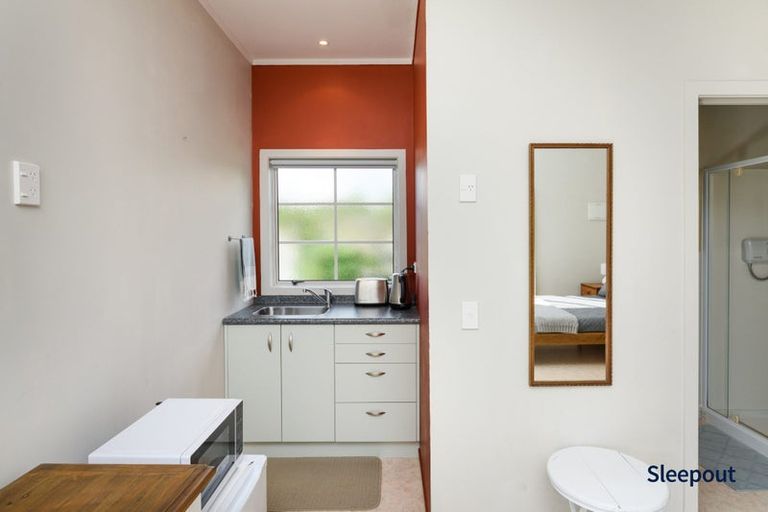 Photo of property in 32 Kent Avenue, Waitarere Beach, Levin, 5510