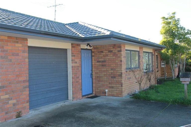 Photo of property in 5 Carlas Way, Ranui, Auckland, 0612