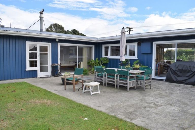 Photo of property in 24 Lemon Street, Otaki, 5512