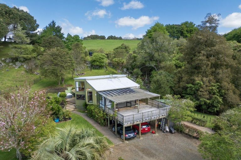 Photo of property in 2846 Hunua Road, Hunua, Papakura, 2583