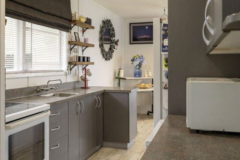 Photo of property in 10 Green Place, Richmond Heights, Taupo, 3330