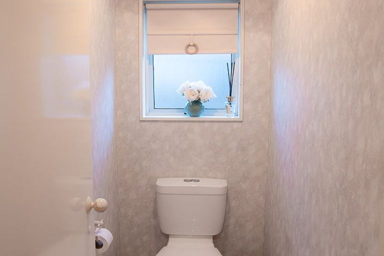 Photo of property in 37 Luculia Drive, Mount Maunganui, 3116