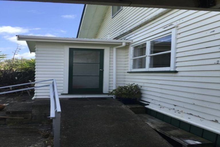 Photo of property in 1 Jellicoe Street, Ruawai, 0530