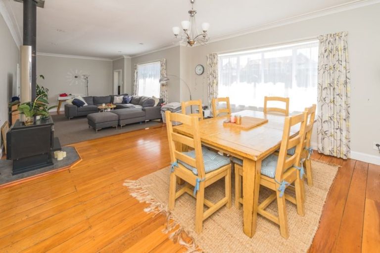 Photo of property in 97 Liverpool Street, Levin, 5510