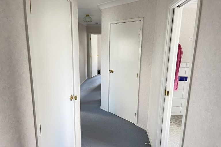 Photo of property in 8b Garden Terrace, Pukekohe, 2120