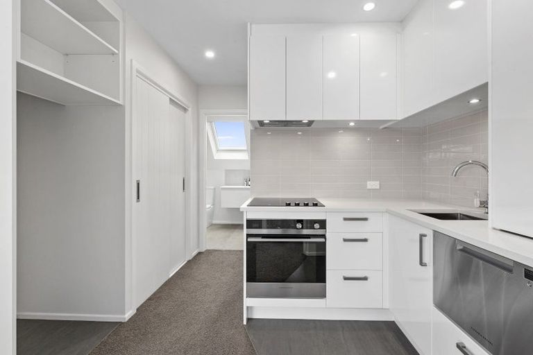 Photo of property in 28a Seine Road, Forrest Hill, Auckland, 0620