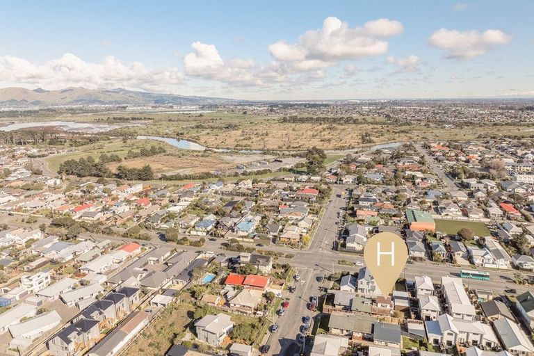 Photo of property in 3/14 Hood Street, New Brighton, Christchurch, 8061