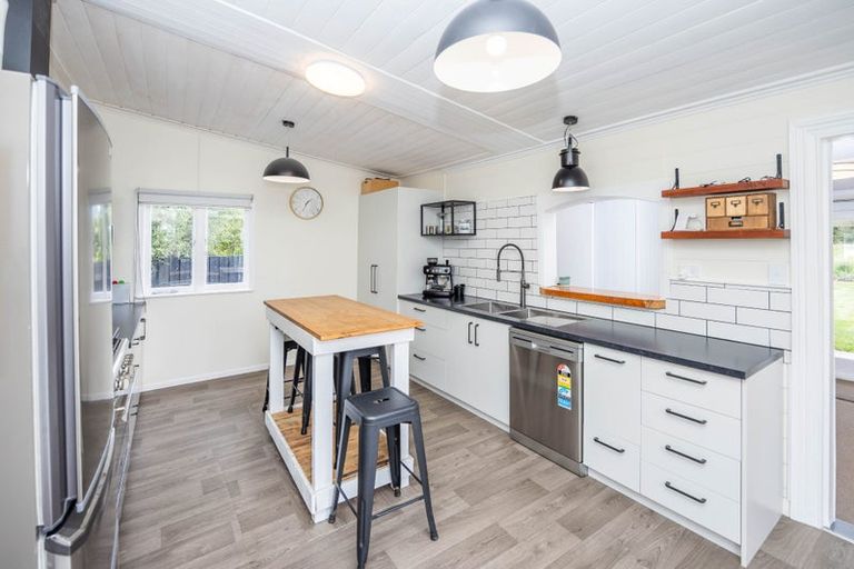 Photo of property in 556 Great South Road, Huntly, 3700