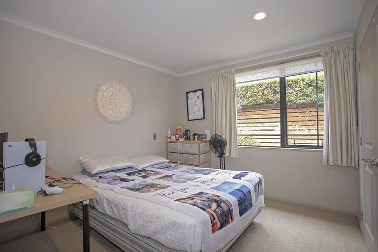 Photo of property in 35 Honeysuckle Lane, Ohauiti, Tauranga, 3112