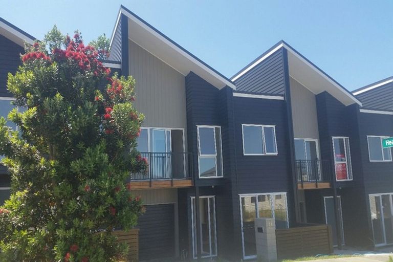 Photo of property in 2b Makura Road, Long Bay, Auckland, 0630