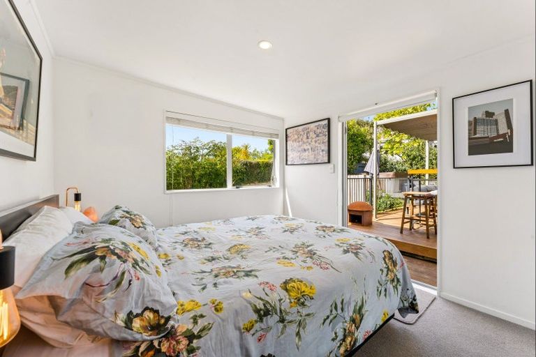 Photo of property in 52b Bay Street, Red Beach, 0932