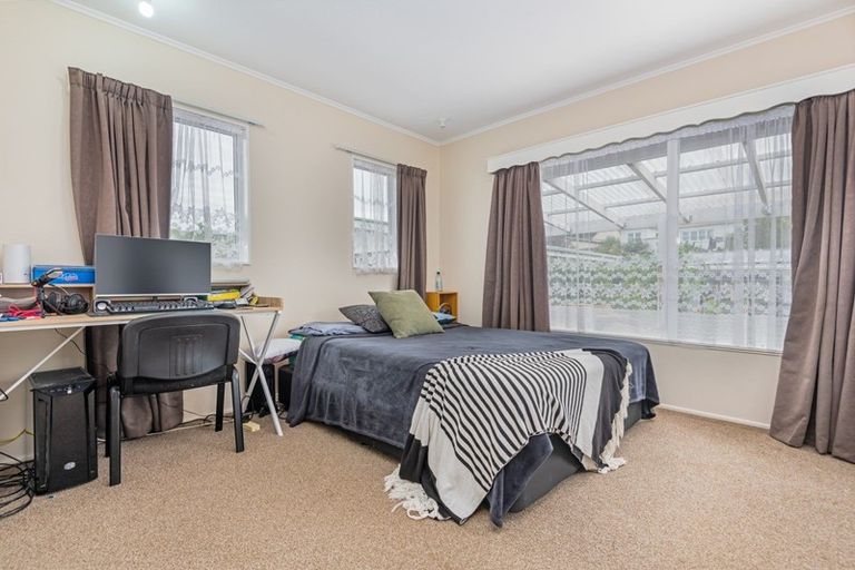 Photo of property in 10 Parkland Crescent, Terrace End, Palmerston North, 4410
