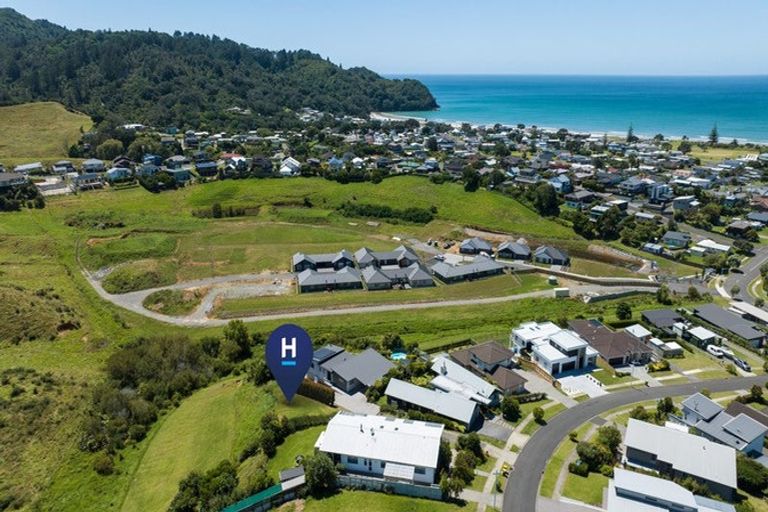 Photo of property in 20 Tohora View, Waihi Beach, 3611