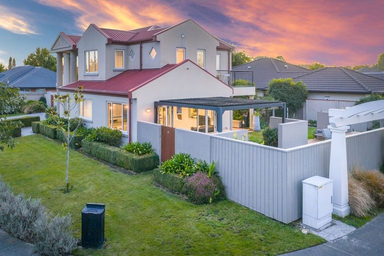 Photo of property in 12 Annaby Drive, Northwood, Christchurch, 8051