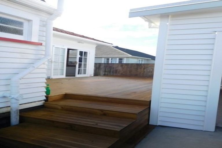 Photo of property in 330 Carrington Street, Vogeltown, New Plymouth, 4310