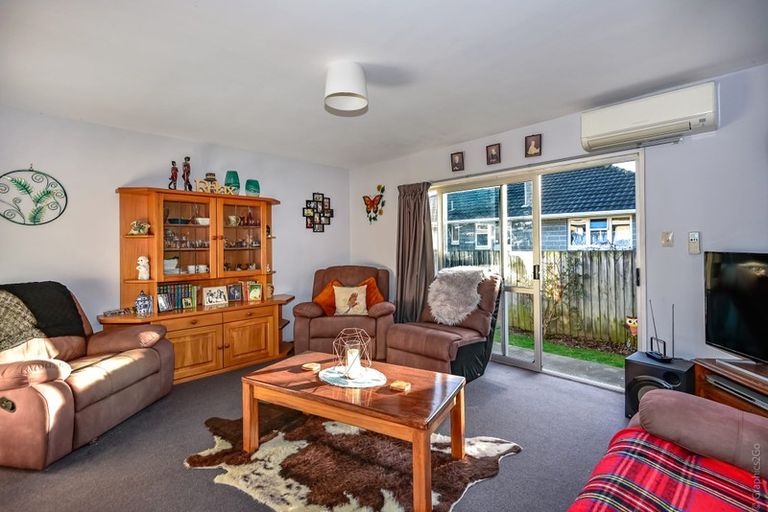 Photo of property in 2/12 Bonar Place, Woolston, Christchurch, 8062