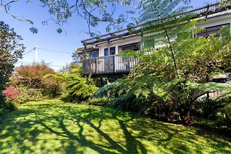 Photo of property in 2 Hugh Avenue, Hamurana, Rotorua, 3097