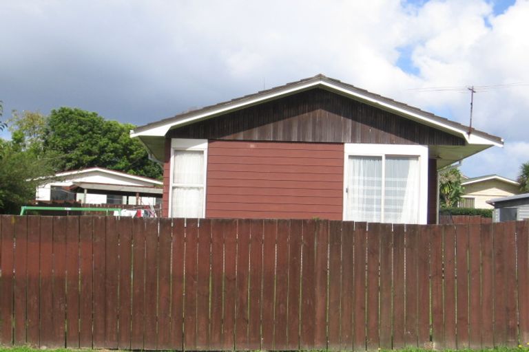 Photo of property in 16 Tango Place, Henderson, Auckland, 0610