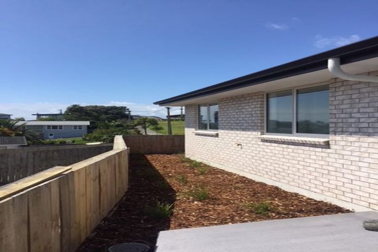 Photo of property in 11a Rishworth Avenue, Stanmore Bay, Whangaparaoa, 0932