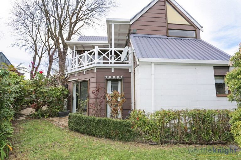 Photo of property in 1/88b Clyde Road, Ilam, Christchurch, 8041