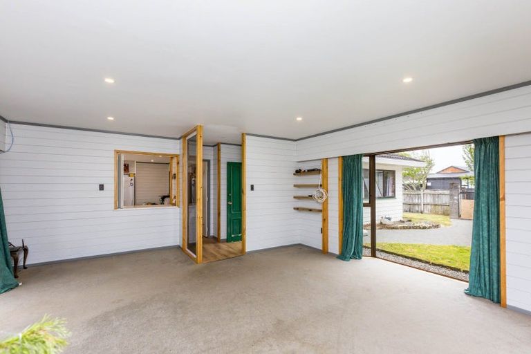 Photo of property in 4 Memphis Grove, Totara Park, Upper Hutt, 5018