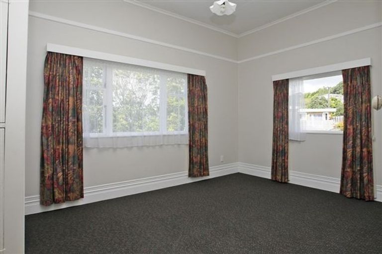 Photo of property in 23 Mccoll Street, Vogeltown, Wellington, 6021