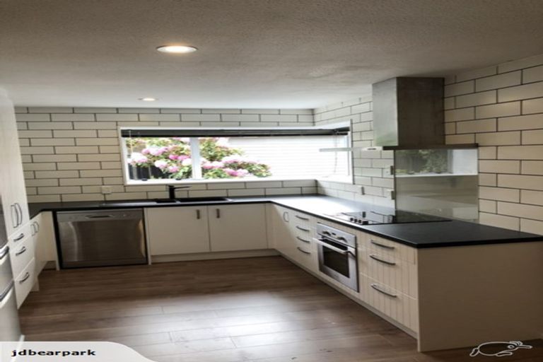 Photo of property in 2/80 Perry Street, Papanui, Christchurch, 8053