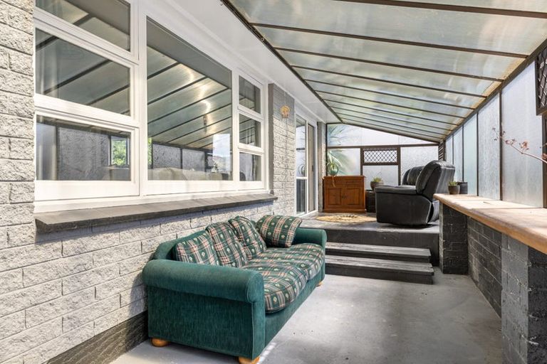 Photo of property in 8 Compton Street, Woolston, Christchurch, 8062