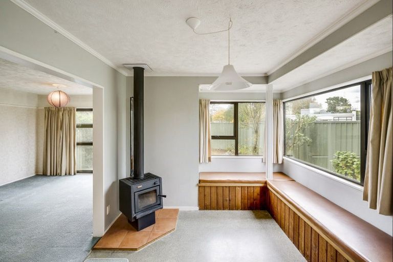 Photo of property in 2/12 Lannie Place, Greenmeadows, Napier, 4112