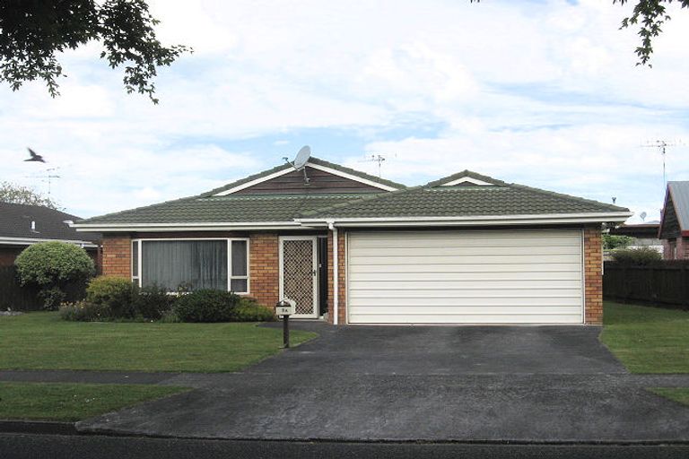 Photo of property in 1 Longfellow Street, Leamington, Cambridge, 3432