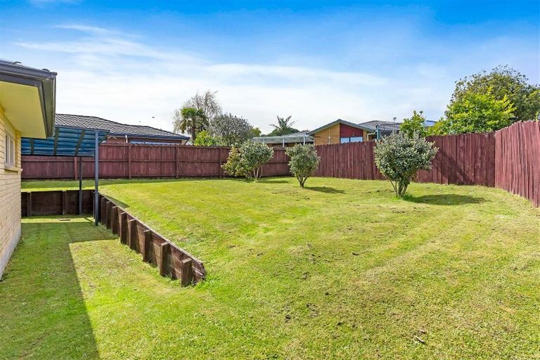 Photo of property in 26 Medvale Avenue, Flat Bush, Auckland, 2019