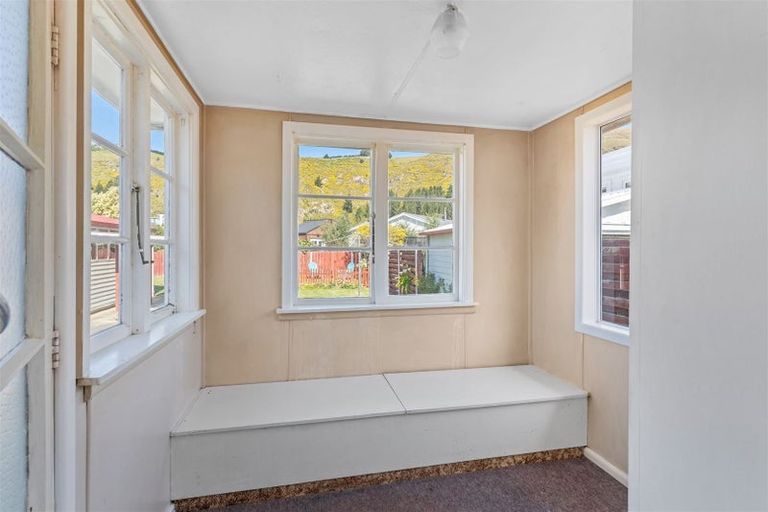 Photo of property in 19 Van Asch Street, Sumner, Christchurch, 8081