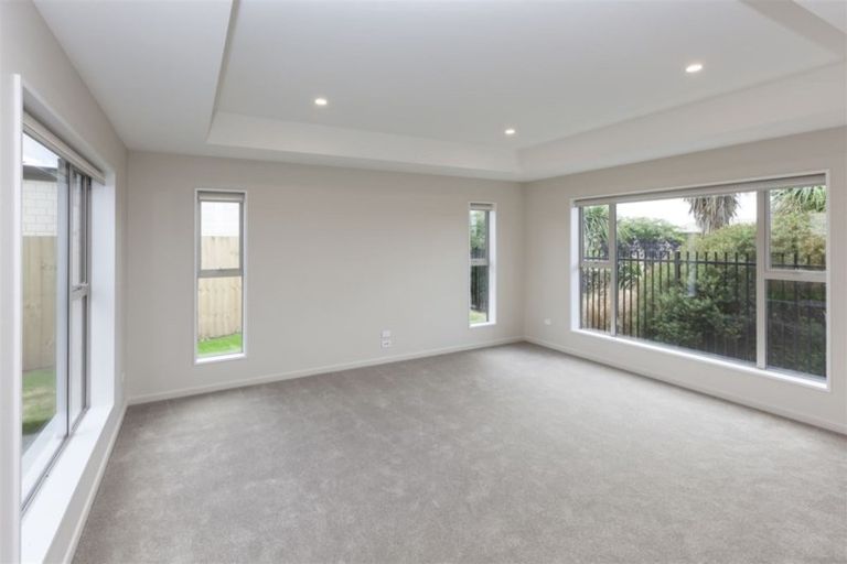 Photo of property in 67 Rannoch Drive, Broomfield, Christchurch, 8042