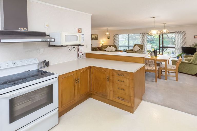 Photo of property in 1/8 Eastridge Court, Northpark, Auckland, 2013