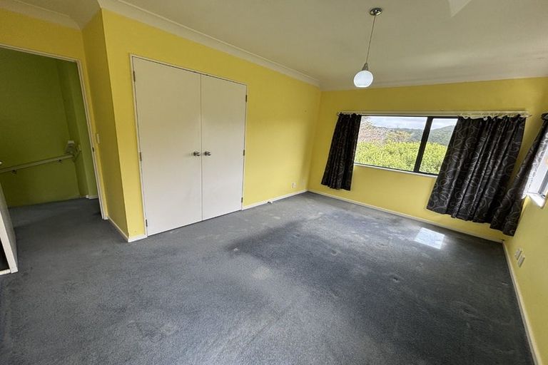 Photo of property in 78 Woodhouse Avenue, Karori, Wellington, 6012