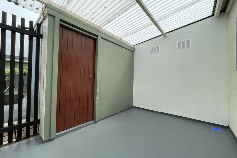 Photo of property in 20 Papakowhai Court, West End, Palmerston North, 4412