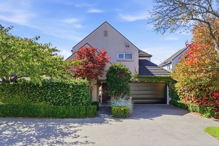 Photo of property in 2 Clissold Street, Merivale, Christchurch, 8014