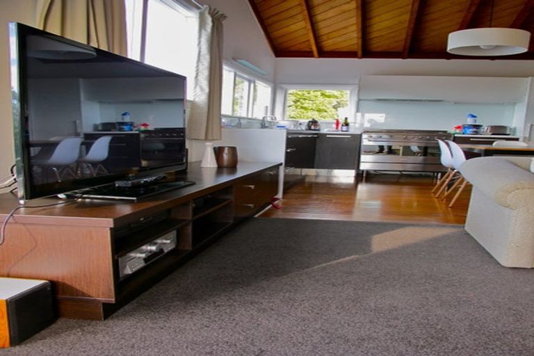 Photo of property in 43 Taylors Mistake Road, Scarborough, Christchurch, 8081