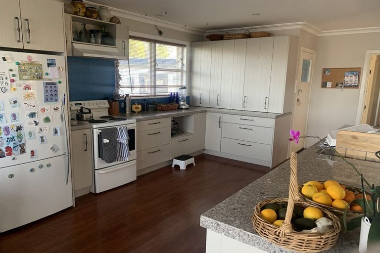 Photo of property in 6 Karaka Road, Otumoetai, Tauranga, 3110