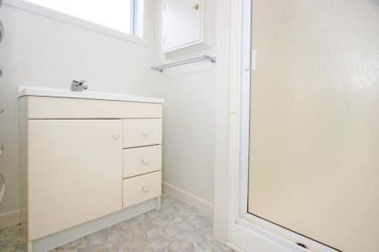 Photo of property in 25 Elizabeth Avenue, Papatoetoe, Auckland, 2025