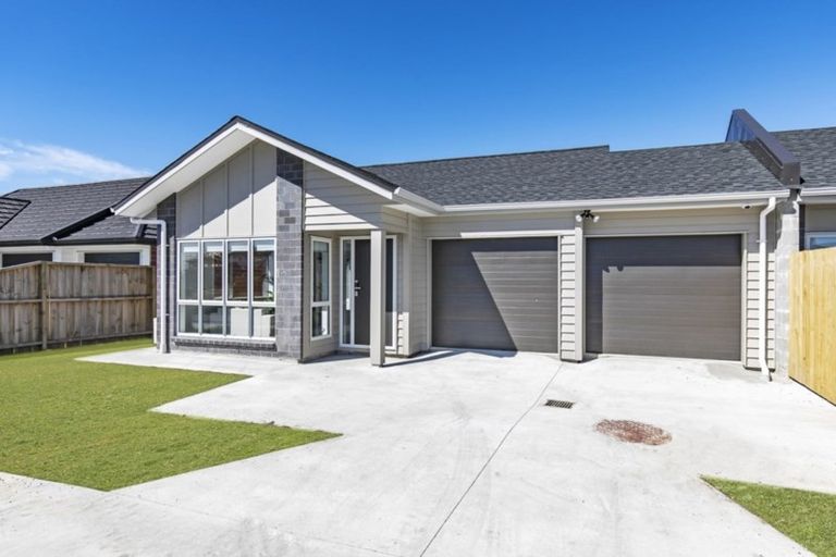 Photo of property in 33 Matata Drive, Takanini, 2112