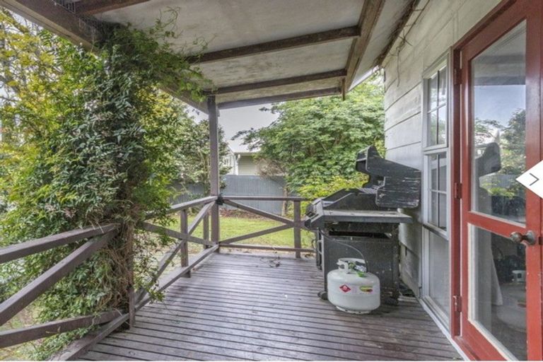 Photo of property in 8 Bowman Place, Sockburn, Christchurch, 8042
