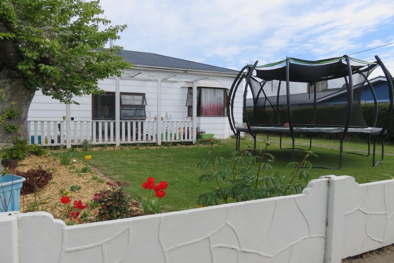 Photo of property in 21 Rayner Street, Temuka, 7920